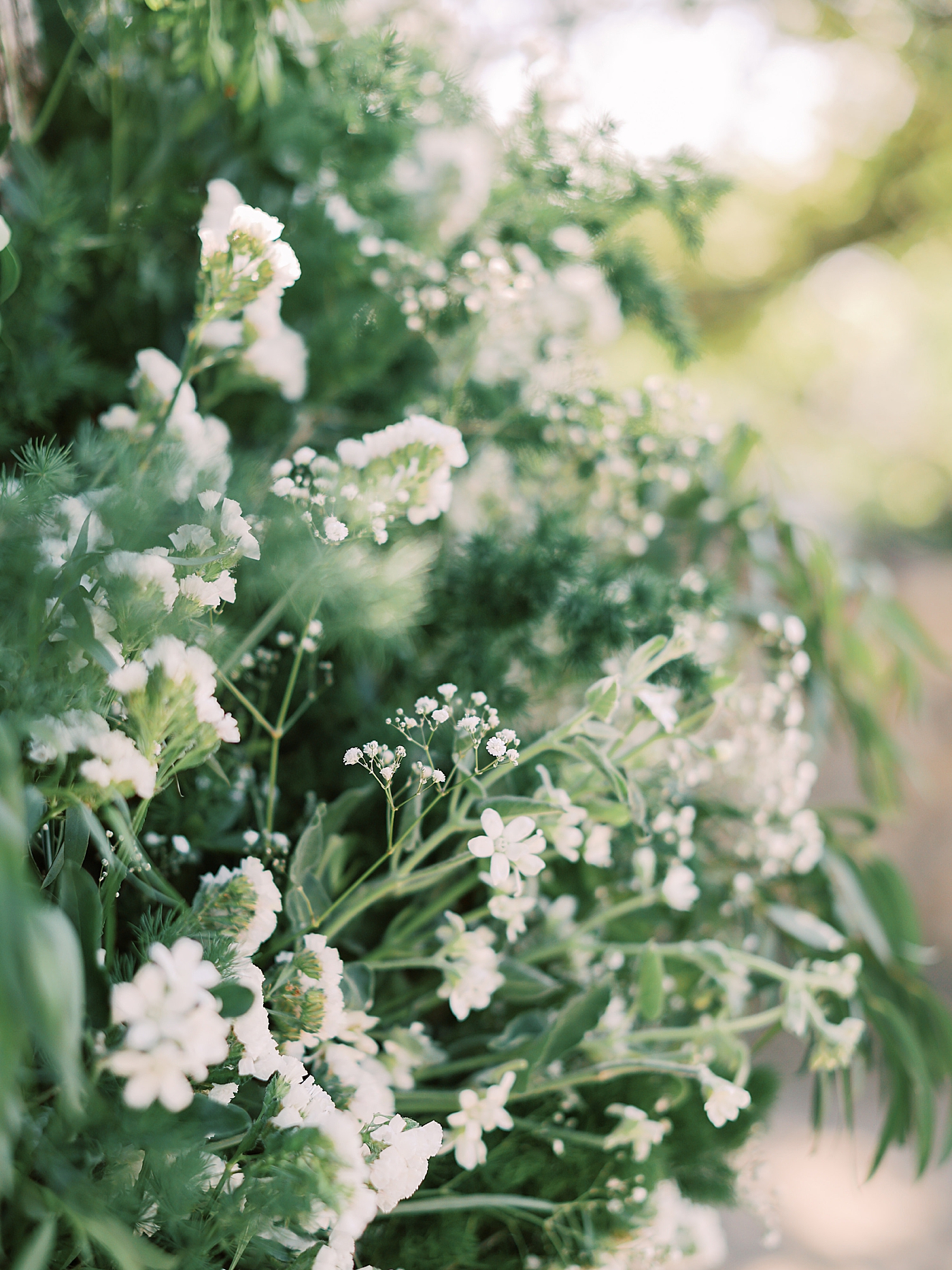 Detail of wedding flowers | Image by Diane Sotero Photography