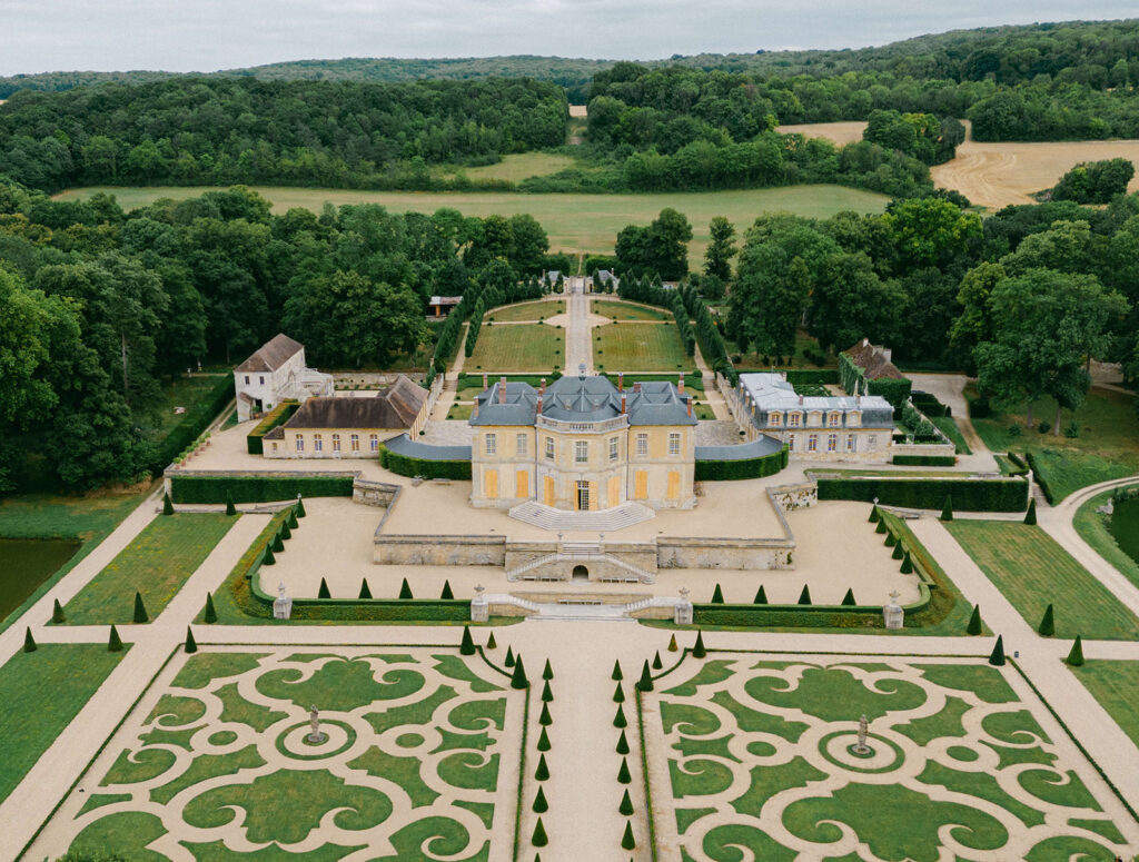 Aerial image of Chateau de Vilette in France